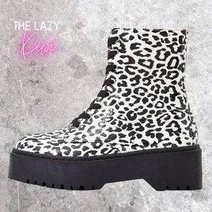 Combat Boot Leopard Print Lace Up Sz 7